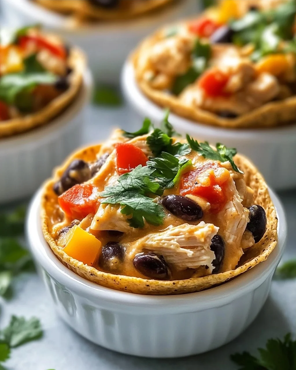 Mini Crock Pot Fiesta Chicken Cups – Perfekt für Partys!
